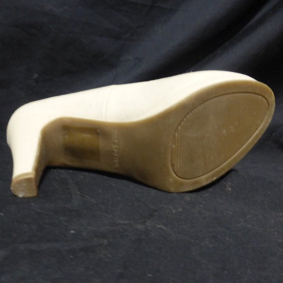 CALL IT SPRING, natural color heels, size US 6, GUC - Picture 14 of 15